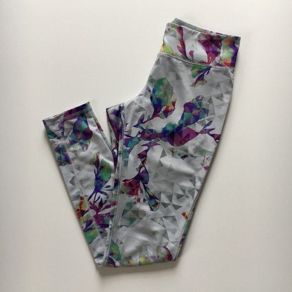 Mossimo Supply Co. Pants - Mossimo supply co. Geometric leggings